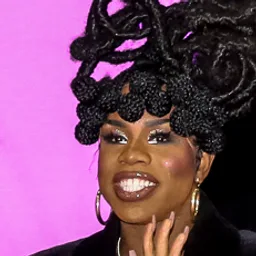 Monét X Change